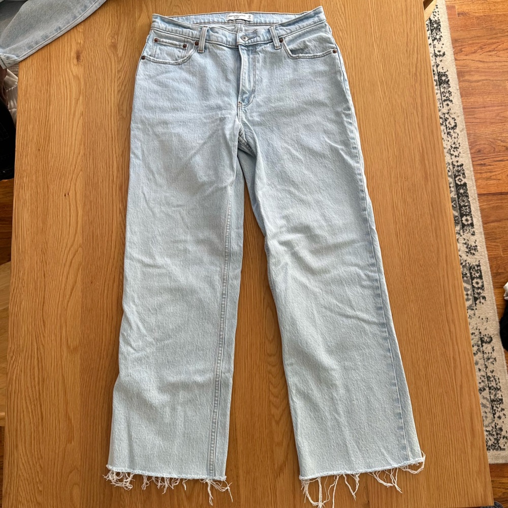 Abercrombie Low Rise Baggy Jeans